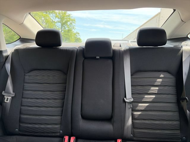 Used 2016 Ford Fusion SE FWD image 28