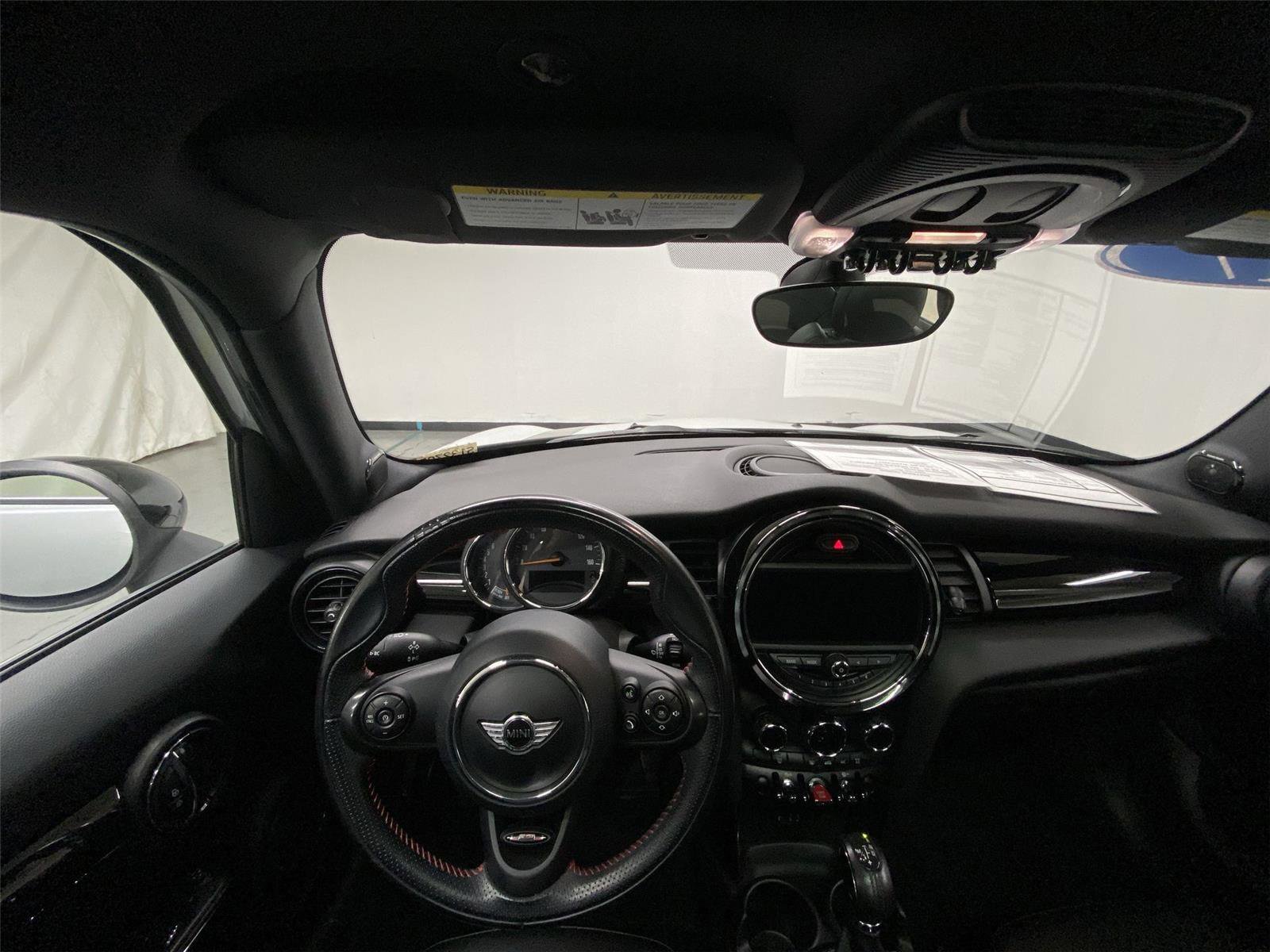 Used 2017 MINI Cooper S image 31
