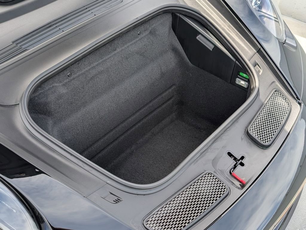 Certified 2024 Porsche 911 GT3 RS RWD image 12