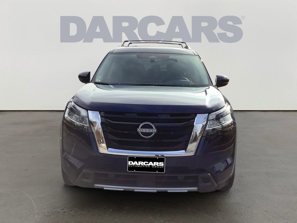 Used 2024 Nissan Pathfinder Platinum w/ Cargo Package image 2