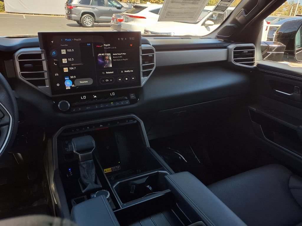 Certified 2025 Toyota Tundra Limited AWD/4WD image 32