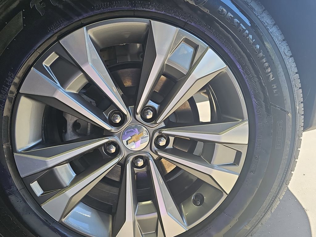 Used 2025 Chevrolet Equinox LT FWD image 31