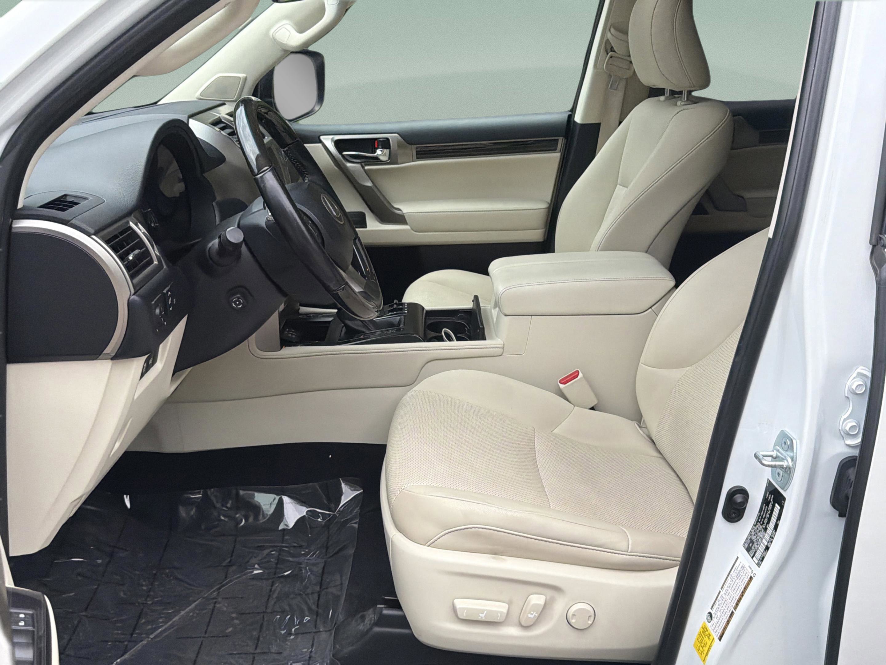 Used 2020 Lexus GX 460 Premium w/ Premium Package AWD/4WD image 22