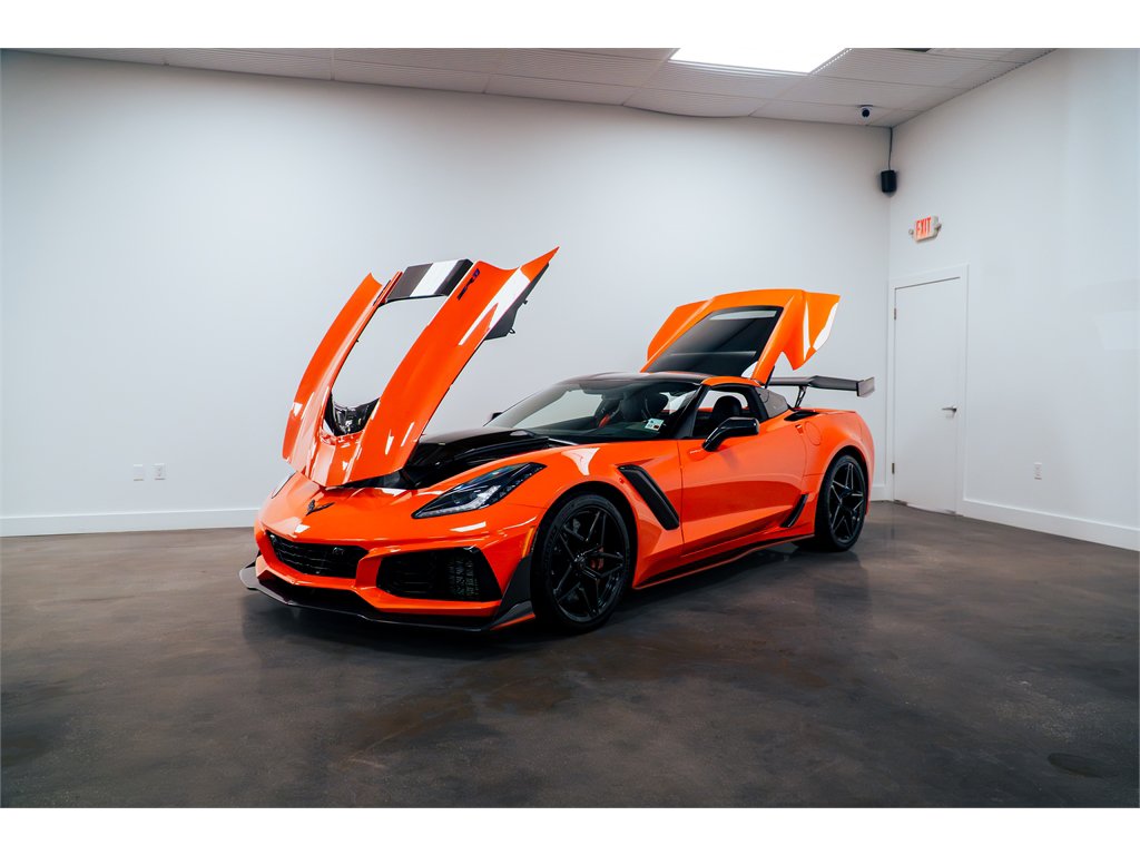 Used 2019 Chevrolet Corvette ZR1 RWD image 26