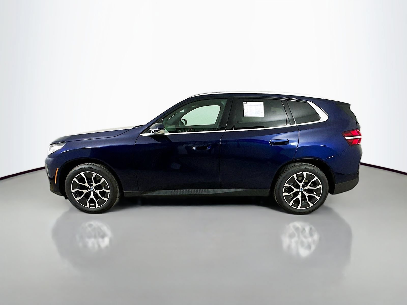 Used 2026 BMW X3 xDrive30i w/ Premium Package AWD/4WD image 8