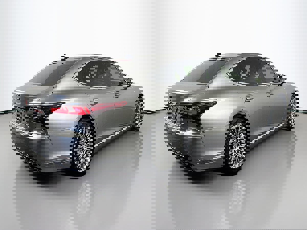 Used 2024 Lexus LS 500 w/ Interior Upgrade Package image 5