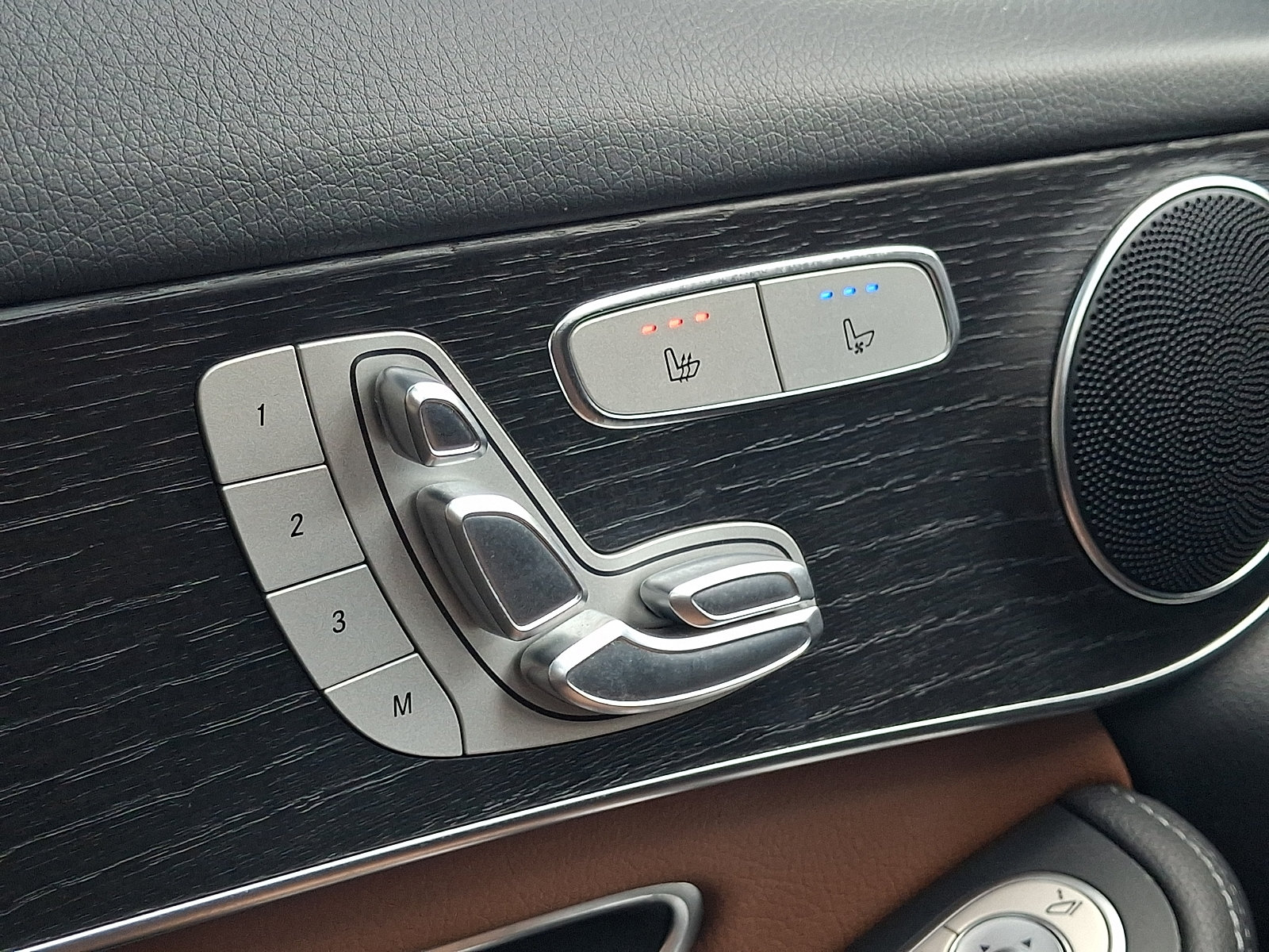 Certified 2022 Mercedes-Benz GLC 300 4MATIC image 27