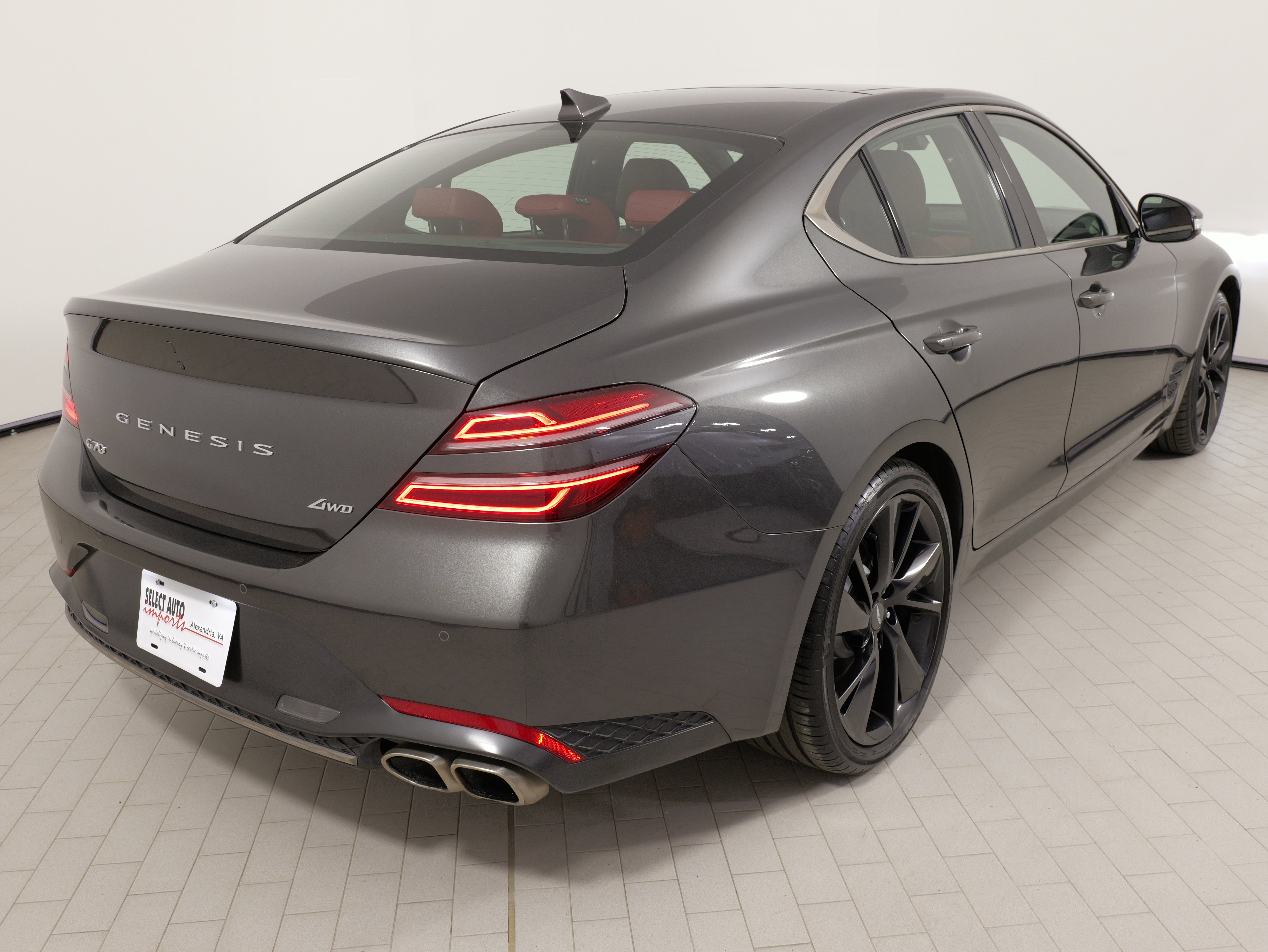 Used 2023 Genesis G70 2.0T w/ Sport Prestige Package image 10
