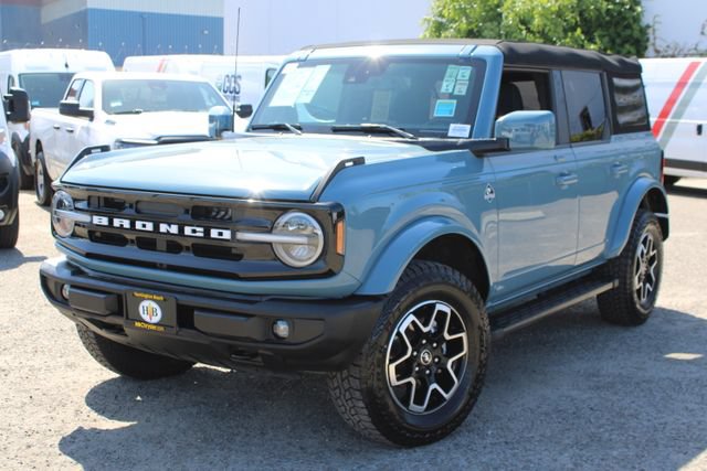 Used 2023 Ford Bronco Outer Banks AWD/4WD image 11
