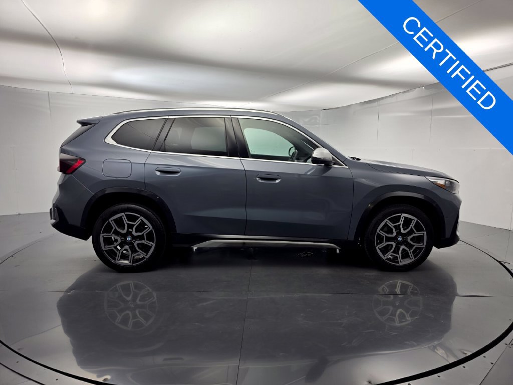 Certified 2024 BMW X1 xDrive28i w/ Premium Package AWD/4WD image 3