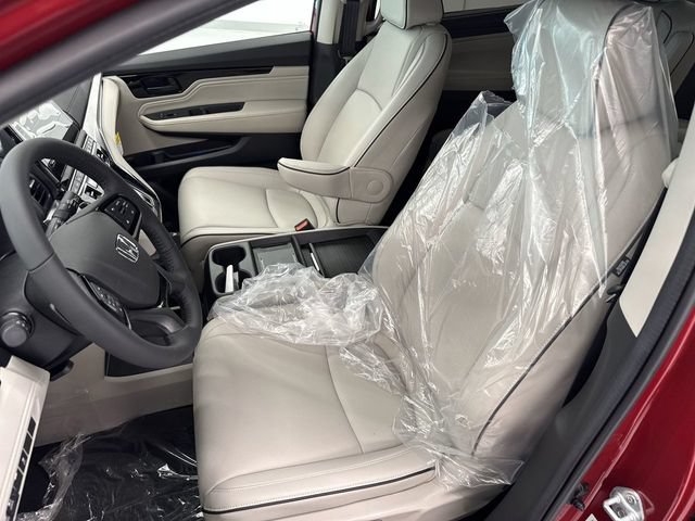 New 2026 Honda Odyssey Touring image 19