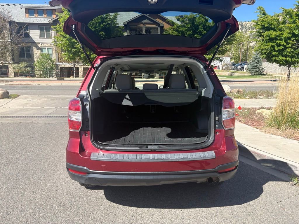 Used 2016 Subaru Forester 2.5i Premium AWD/4WD image 8