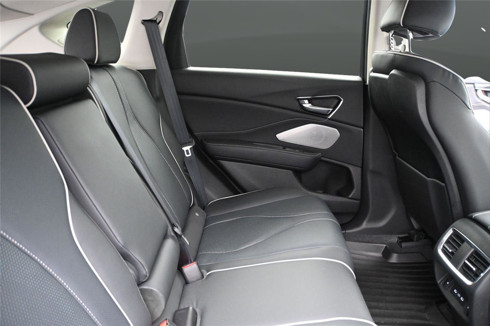Certified 2026 Acura RDX SH-AWD w/ Advance Package image 20