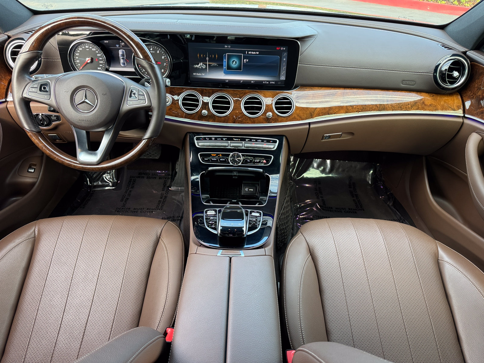Used 2017 Mercedes-Benz E 300 image 10