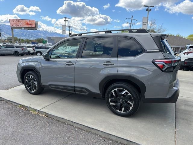 Used 2025 Subaru Forester Limited w/ Popular Package #1 AWD/4WD image 3