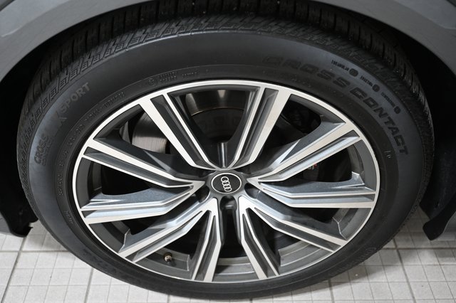 Used 2022 Audi SQ8 Prestige w/ Prestige Package image 18