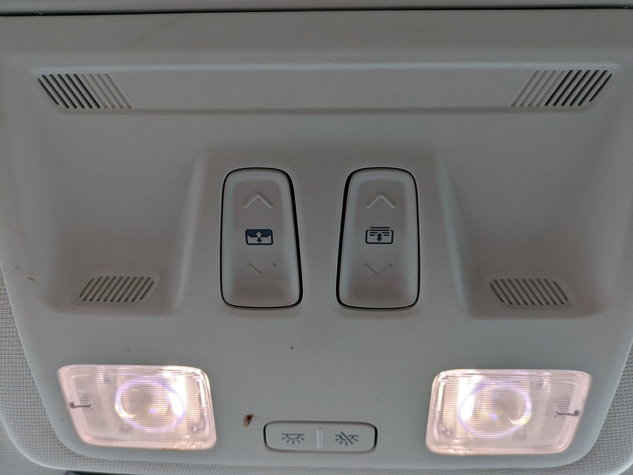 Used 2022 Ford Escape SEL w/ Technology Package image 14