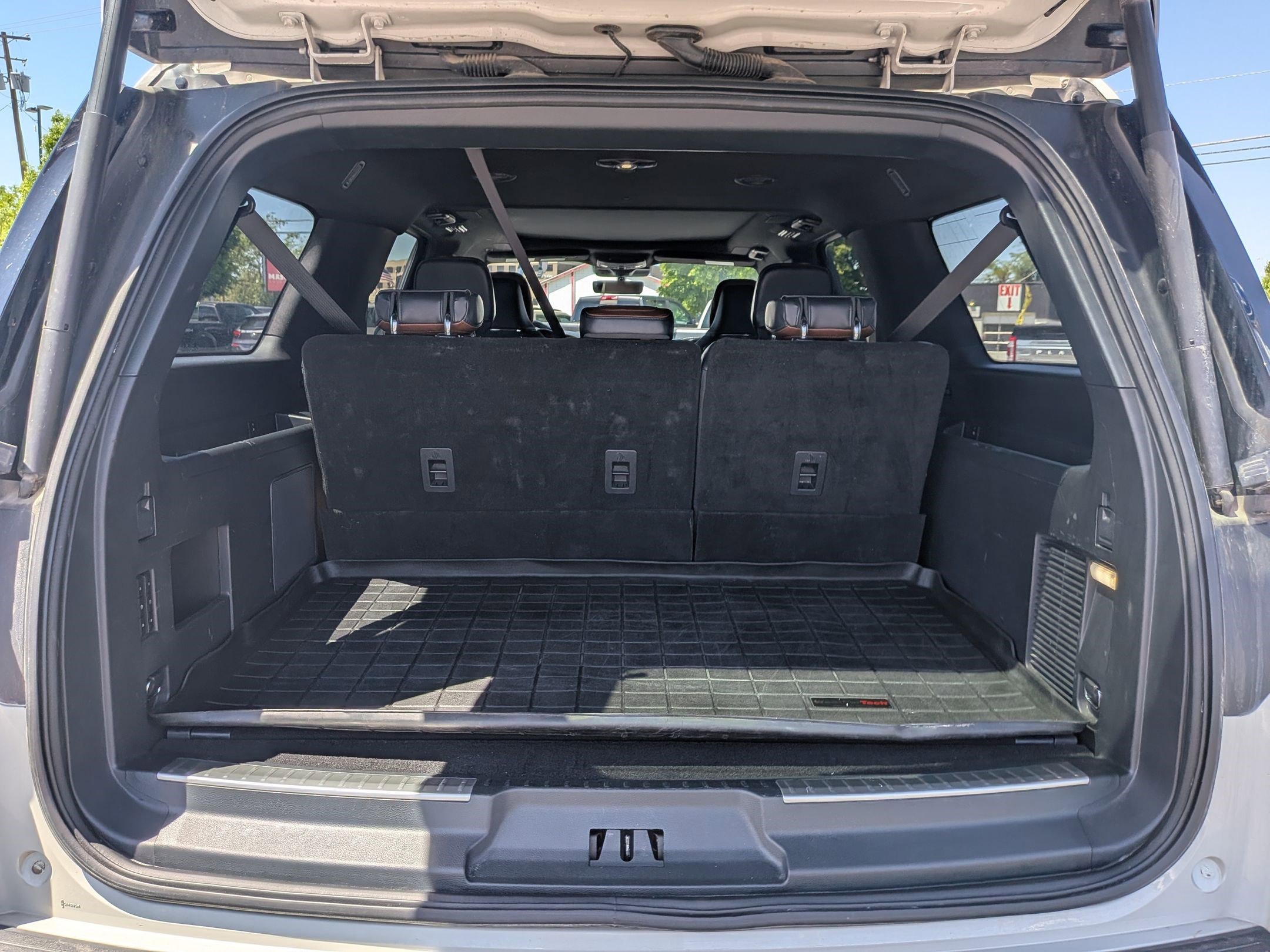 Used 2024 Lincoln Navigator L Reserve AWD/4WD image 32