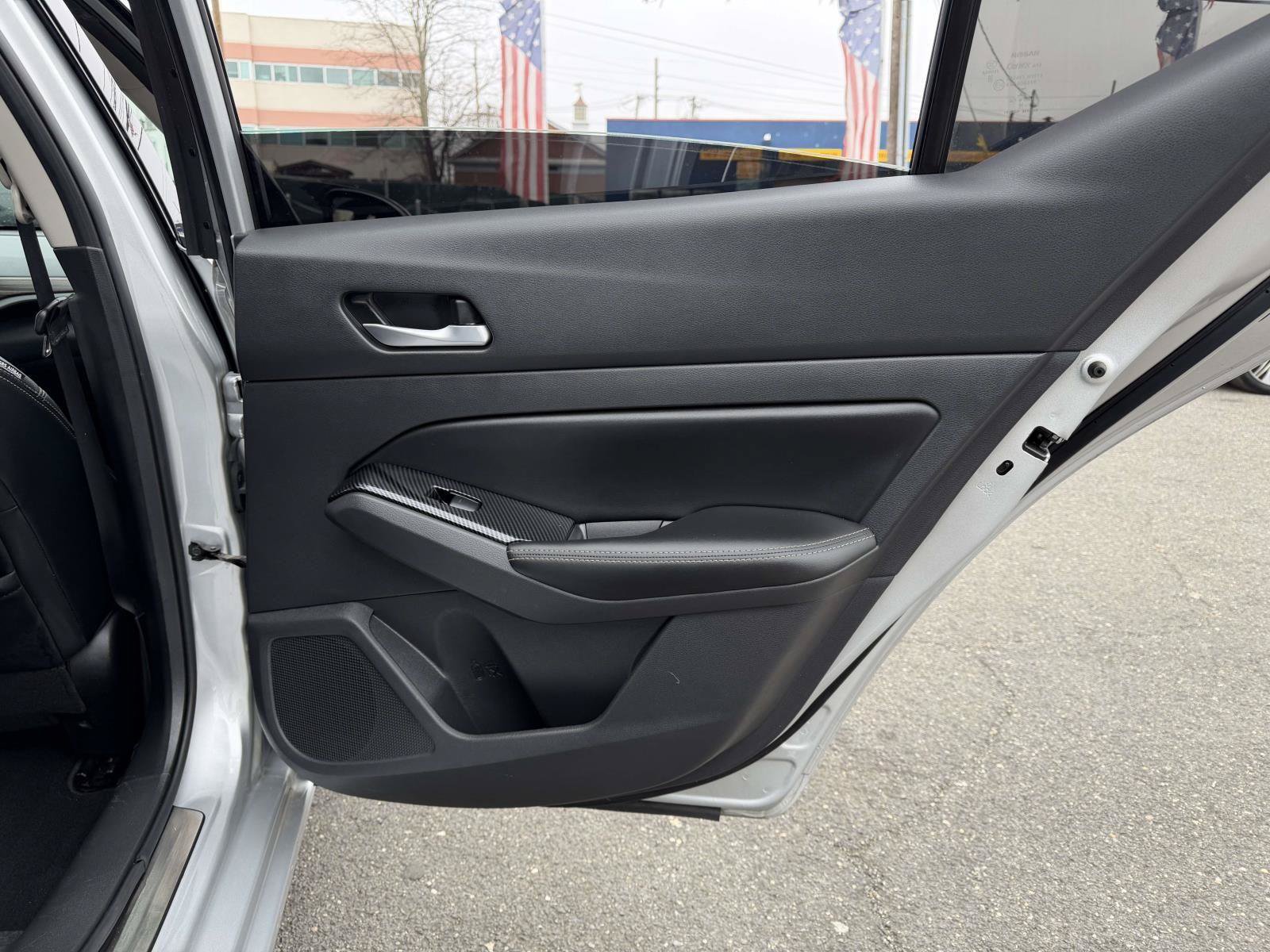 Used 2022 Nissan Altima 2.5 SL FWD image 18