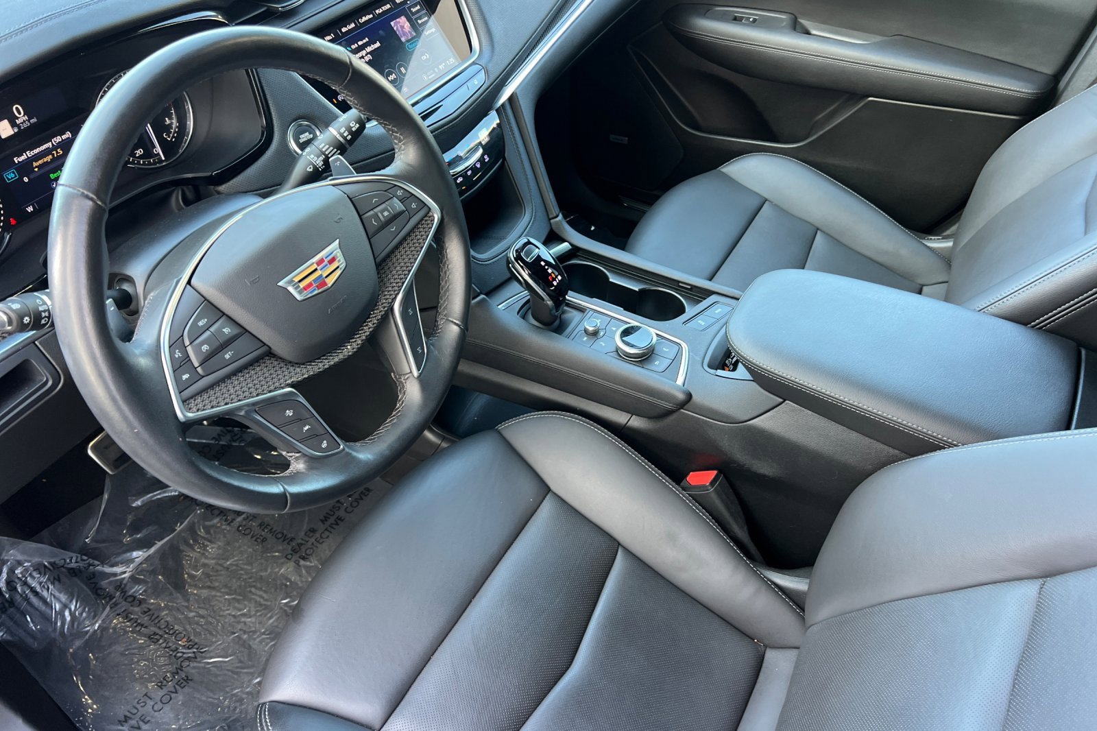 Used 2022 Cadillac XT5 Sportv w/ LPO, ONYX Package image 10