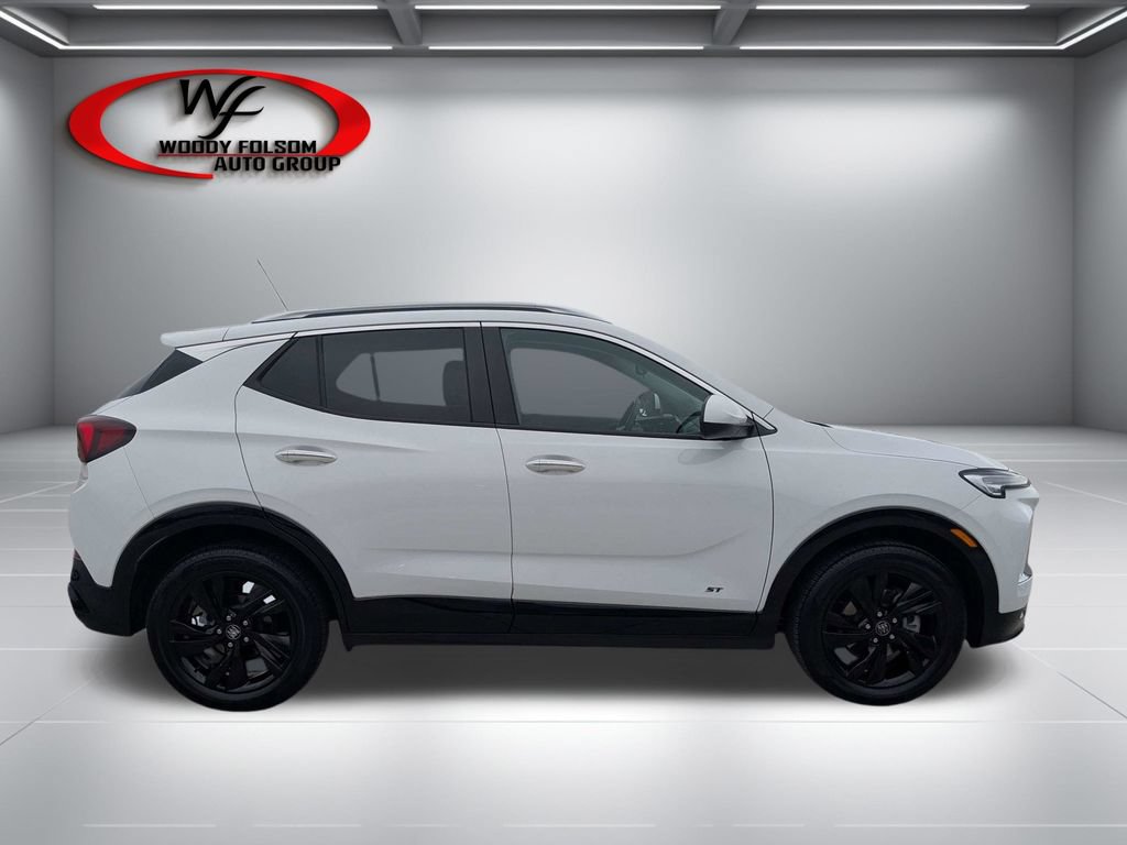Used 2025 Buick Encore GX Sport Touring w/ Comfort Package FWD image 2