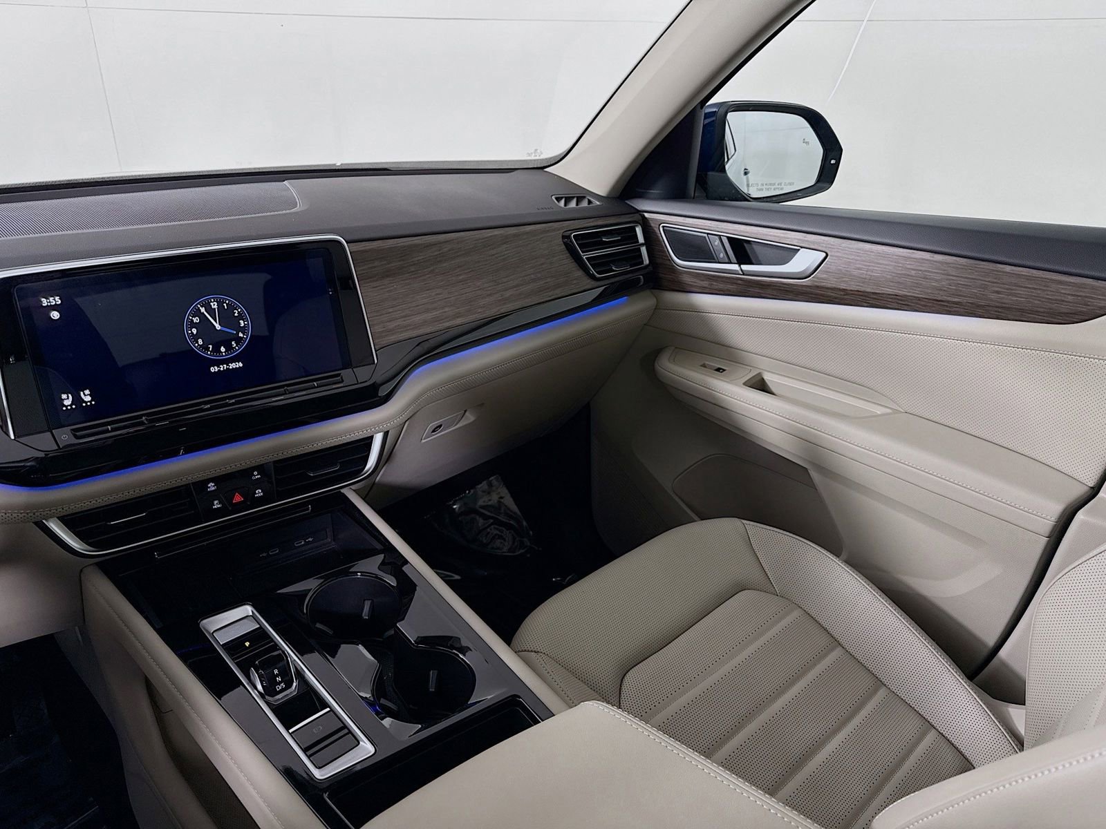 Used 2025 Volkswagen Atlas SEL image 23