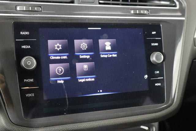 Used 2023 Volkswagen Tiguan SE FWD image 34