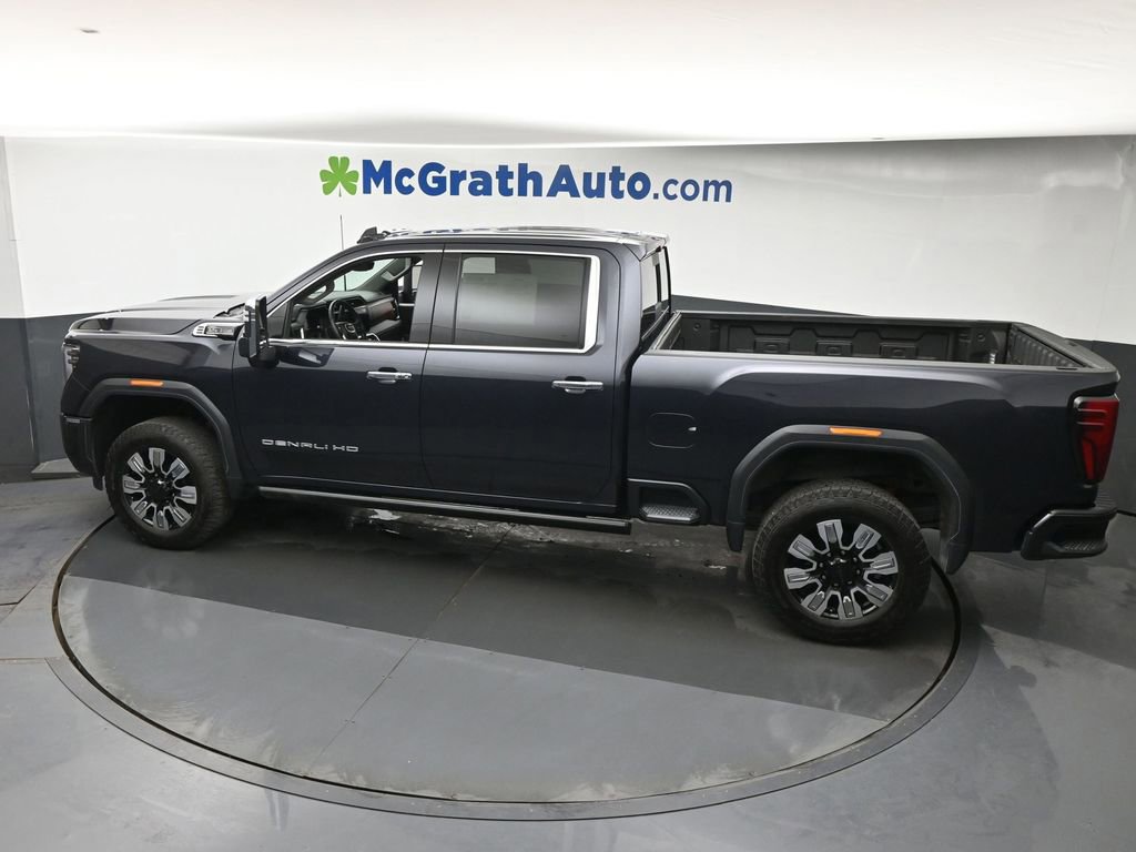 Used 2025 GMC Sierra 2500 Denali w/ Denali Reserve Package AWD/4WD image 21