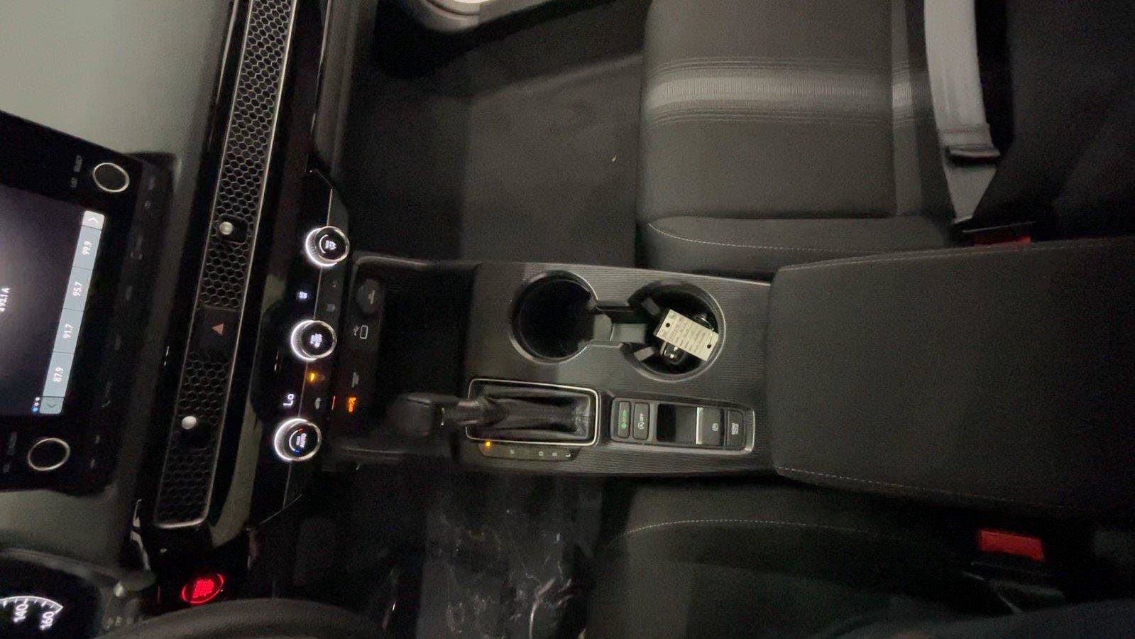 Used 2024 Honda Civic LX image 40