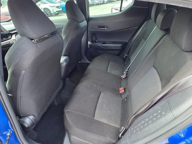 Used 2019 Toyota C-HR XLE FWD image 8