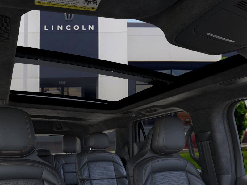 New 2025 Lincoln Navigator Black Label image 22