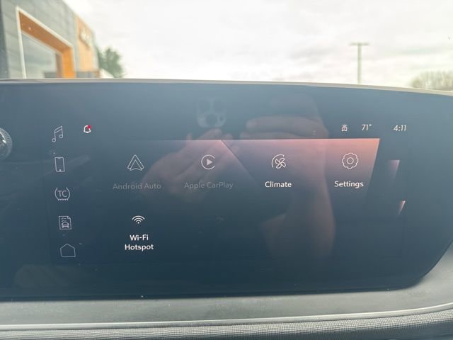 Used 2024 Buick Envista Sport Touring FWD image 18