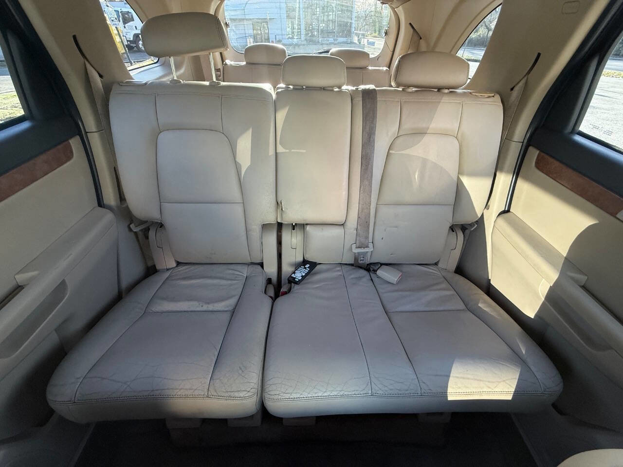 Used 2007 Suzuki XL7 Luxury image 29