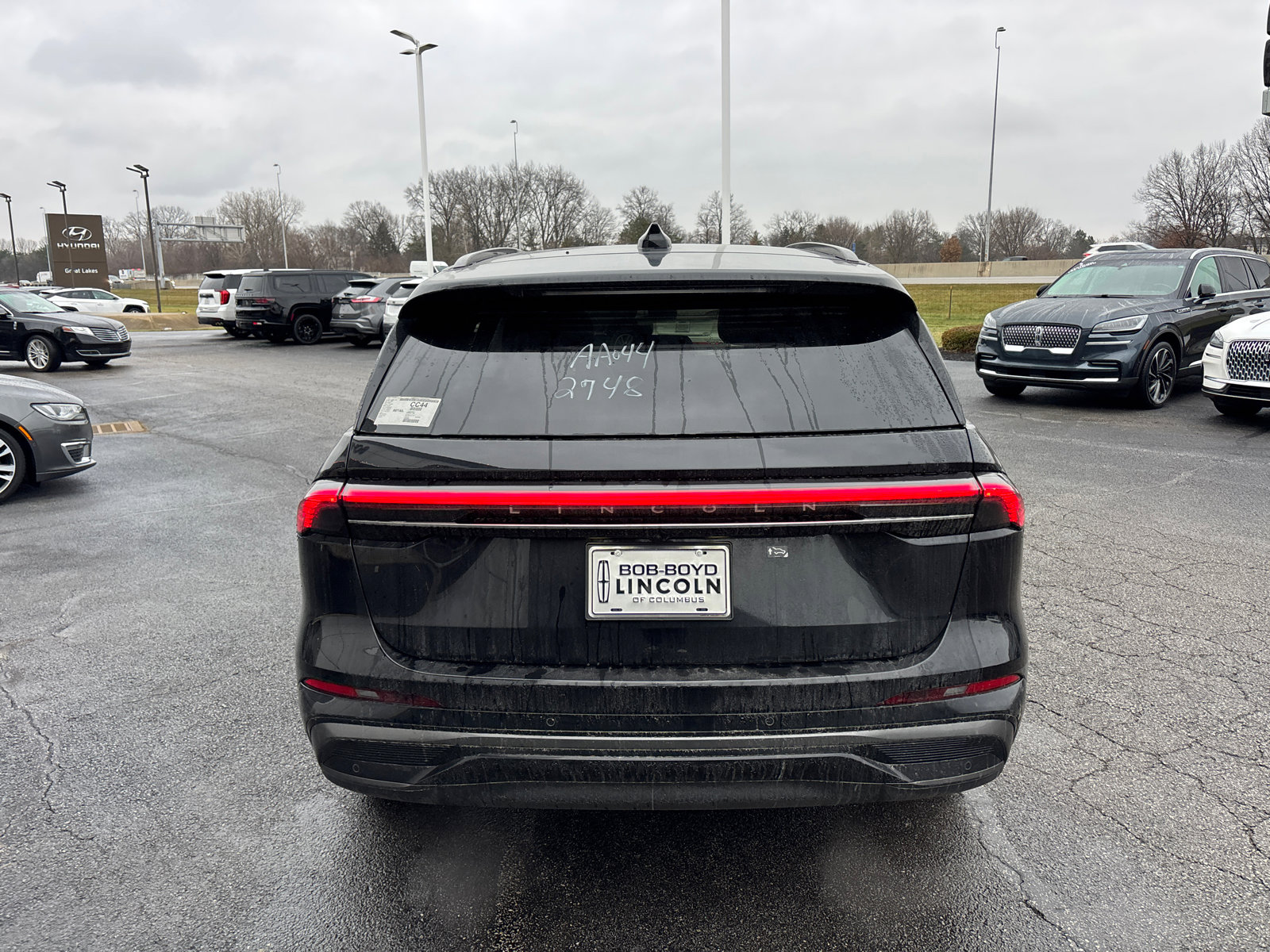 New 2026 Lincoln Nautilus Reserve w/ Jet Appearance Package image 6