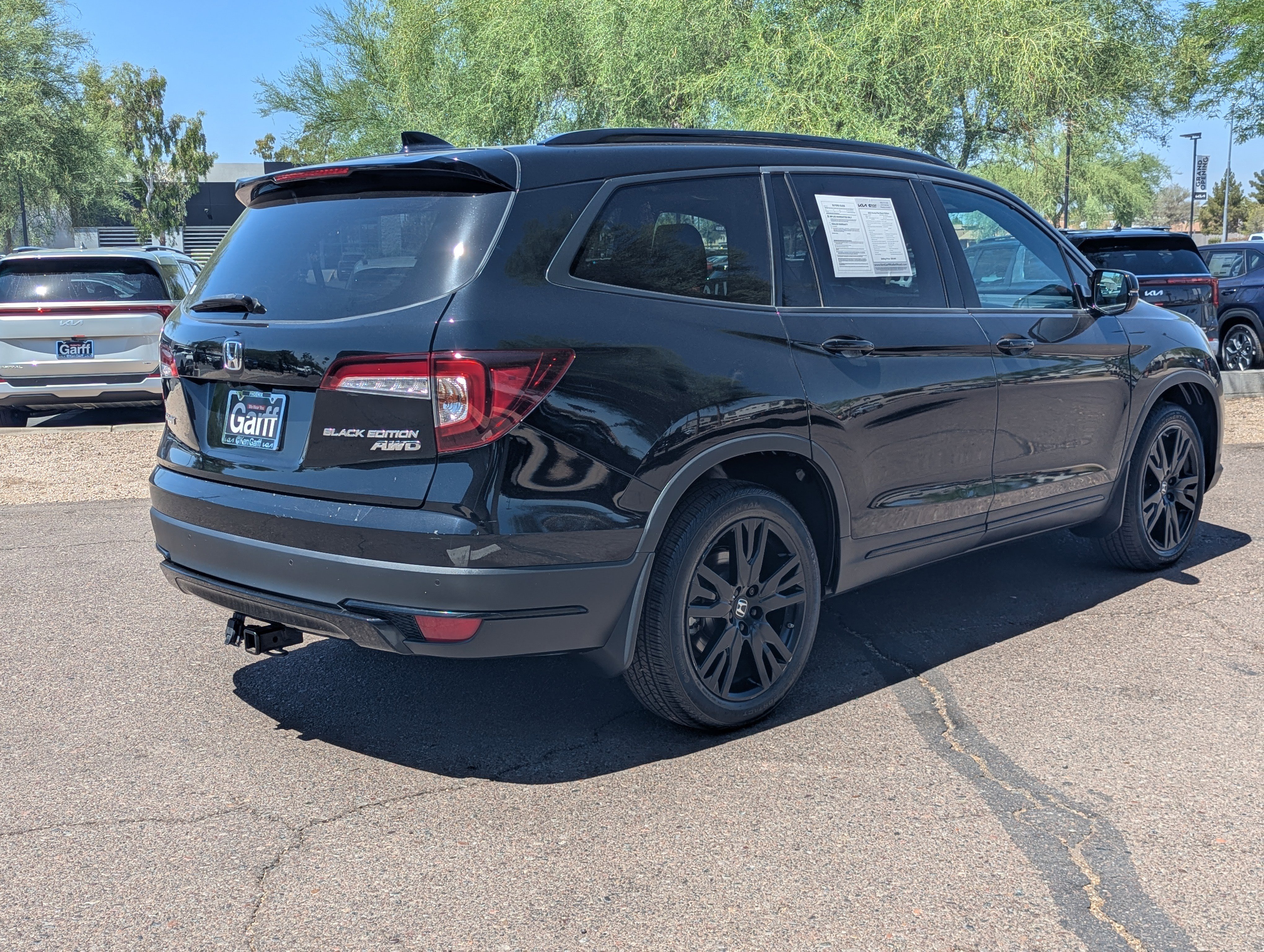 Used 2022 Honda Pilot Black Edition image 3
