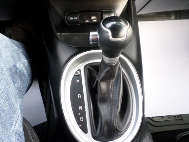 Used 2019 Kia Soul FWD image 13
