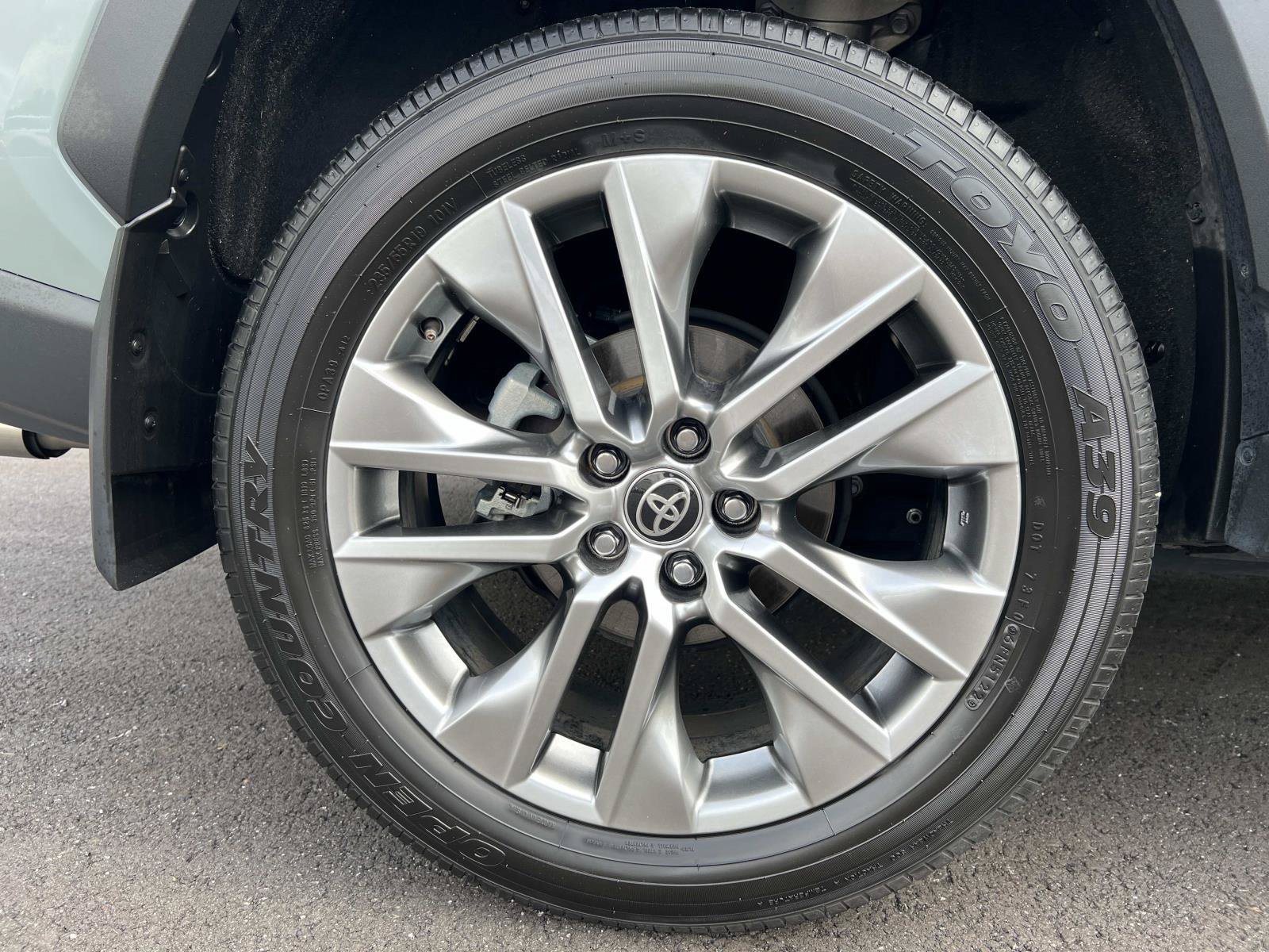 Used 2022 Toyota RAV4 XLE Premium FWD image 17