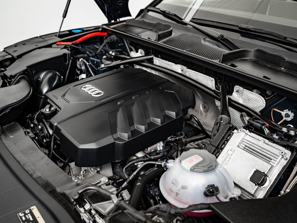 Certified 2025 Audi Q5 2.0T Premium w/ Convenience Plus Package image 47