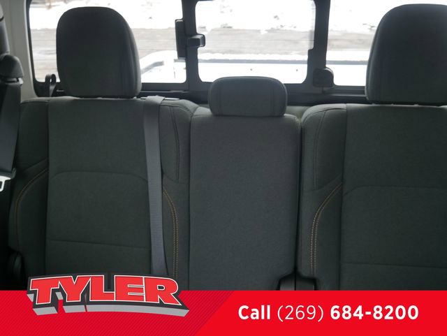 Used 2024 Jeep Gladiator Sport image 40