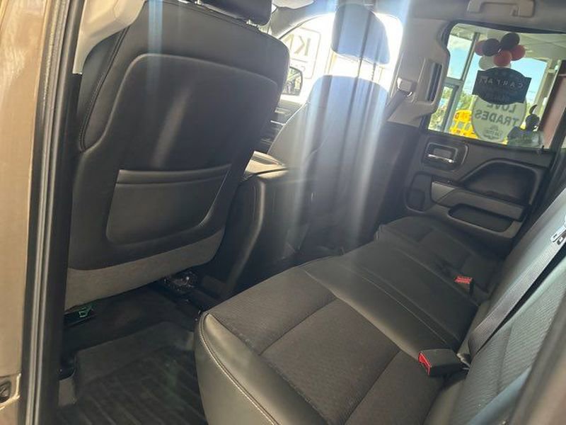 Used 2015 GMC Sierra 1500 SLE w/ All-Terrain Package image 10