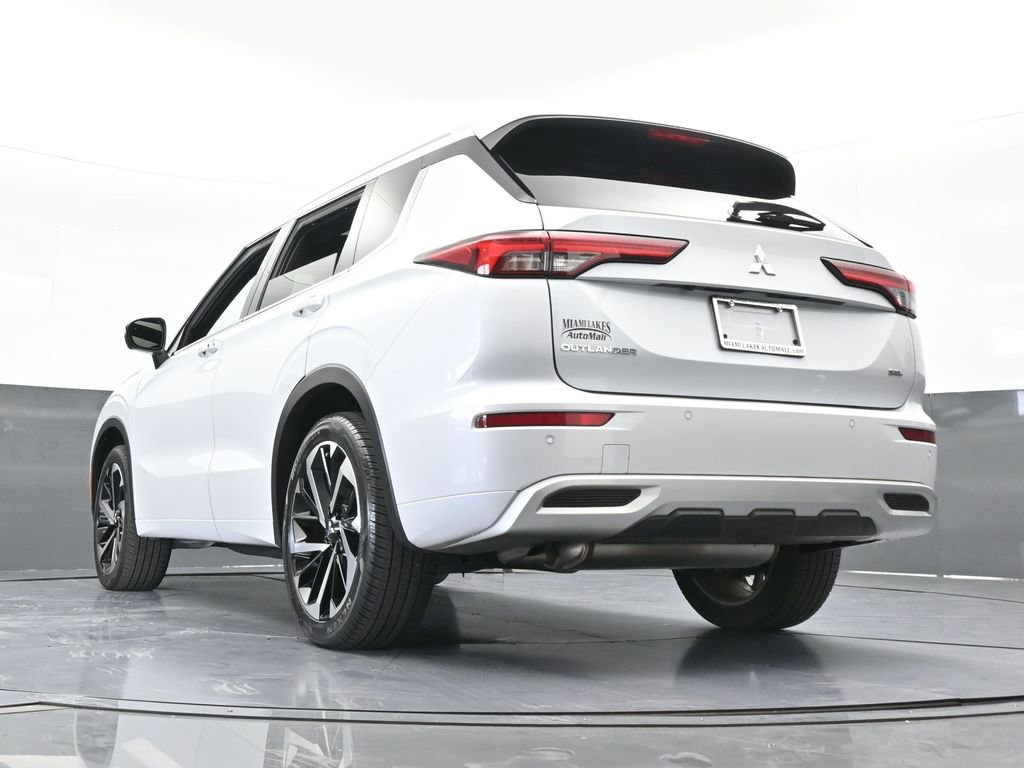 Used 2022 Mitsubishi Outlander SEL image 70