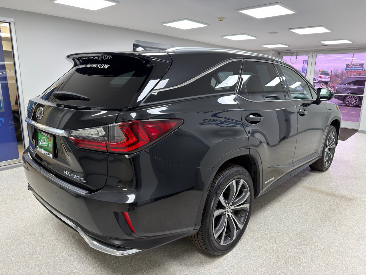 Used 2018 Lexus RX 450hL Premium w/ Premium Package image 3