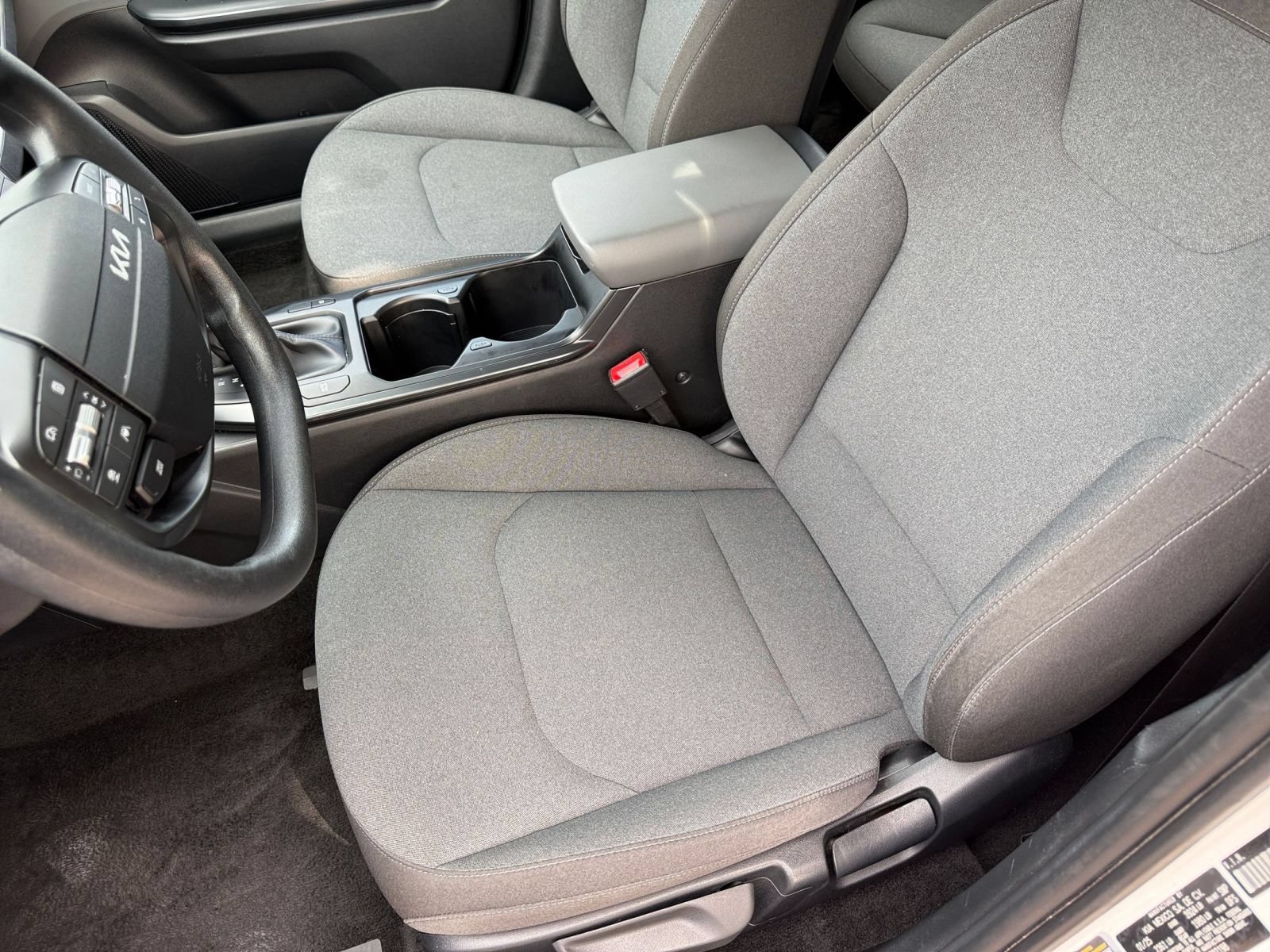 Used 2025 Kia K4 FWD image 38