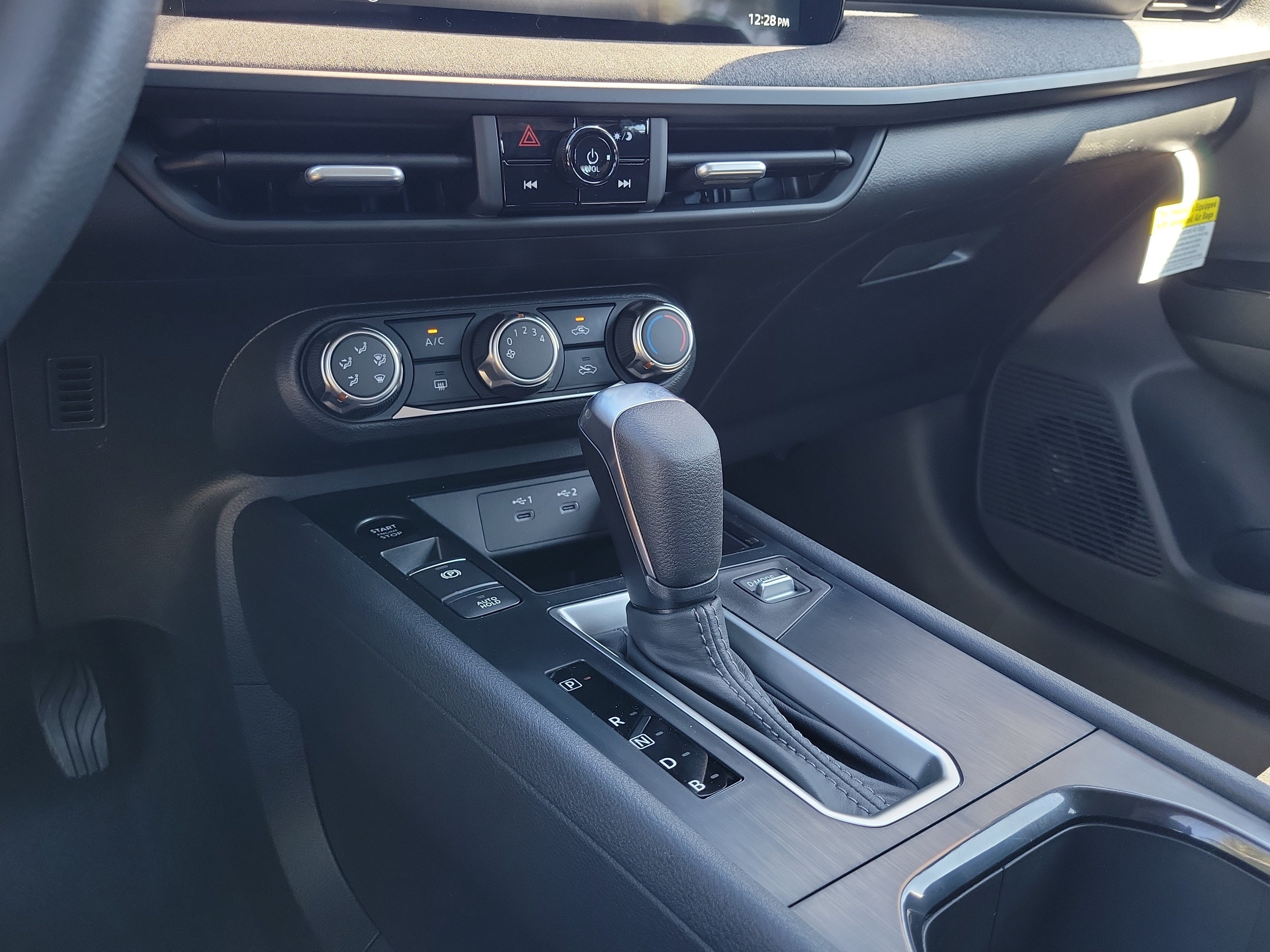 New 2027 Nissan Kicks S FWD image 14