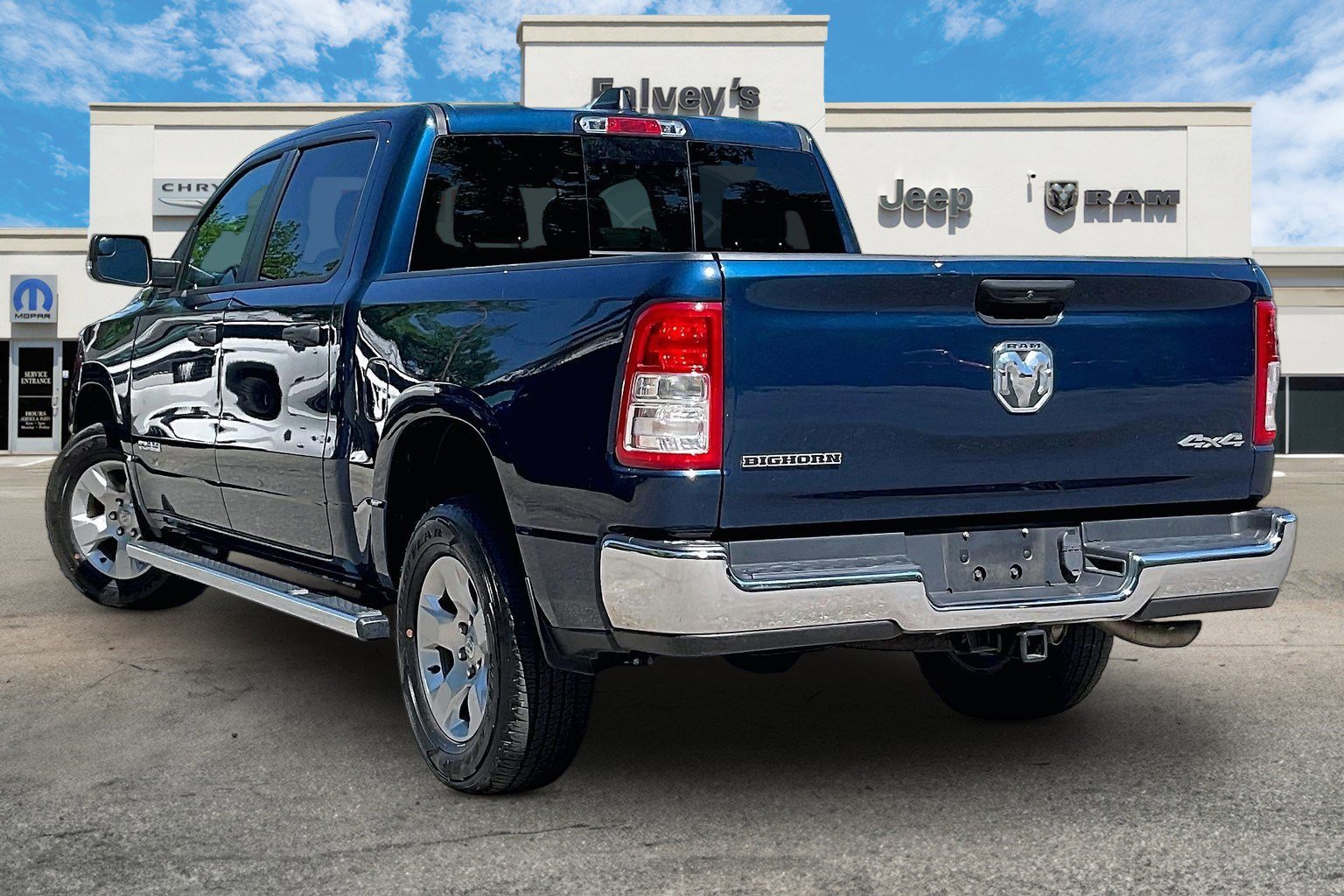 Used 2023 RAM 1500 Big Horn AWD/4WD image 12