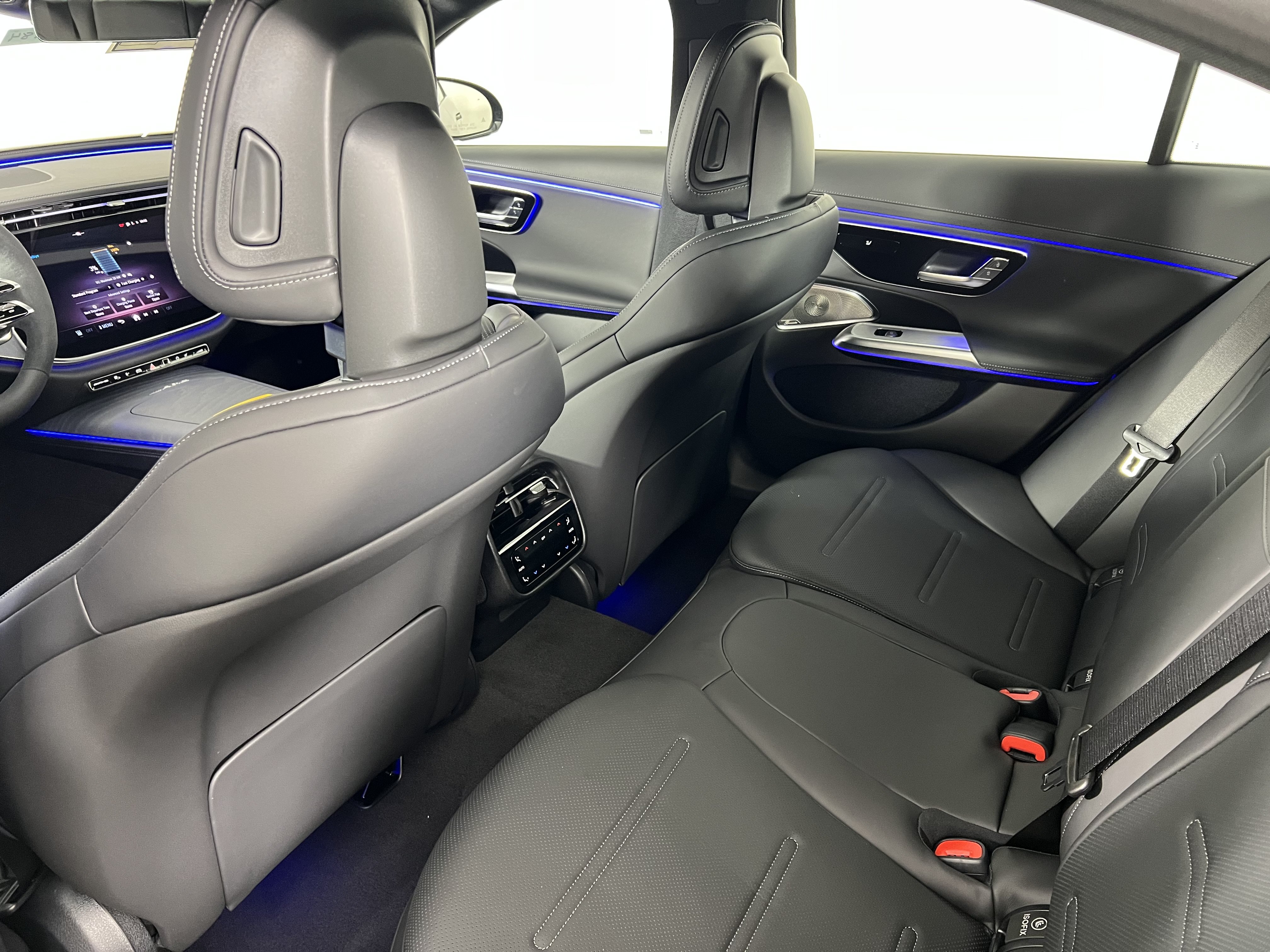 New 2026 Mercedes-Benz E 53 AMG e 4MATIC Sedan image 21