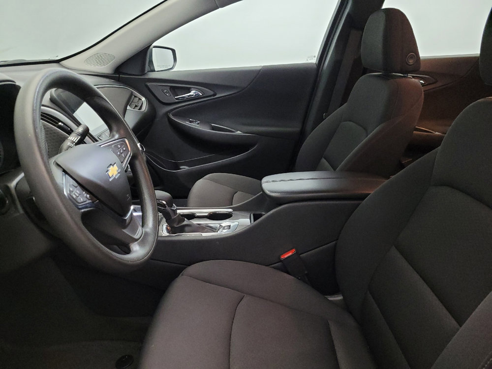 Used 2023 Chevrolet Malibu LT image 17