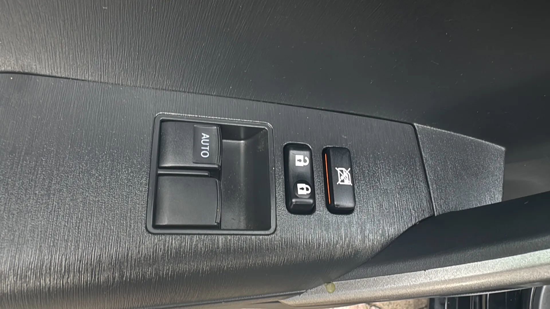 Used 2015 Scion tC FWD image 22