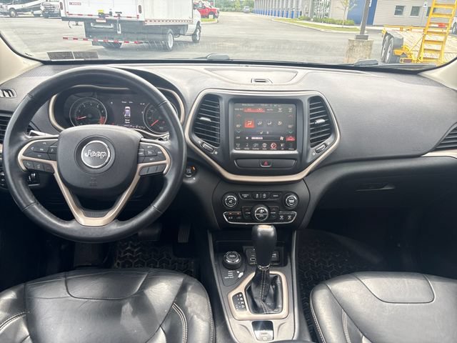 Used 2015 Jeep Cherokee Limited AWD/4WD image 12