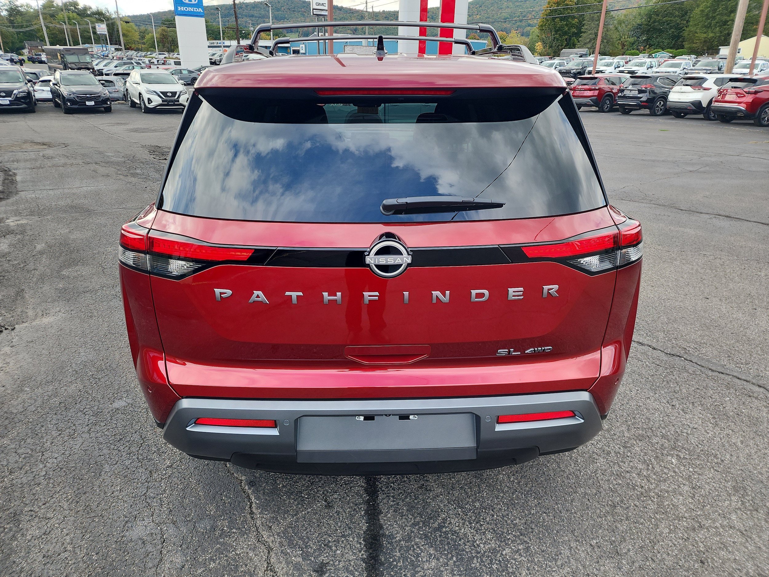 New 2026 Nissan Pathfinder SL AWD/4WD image 7